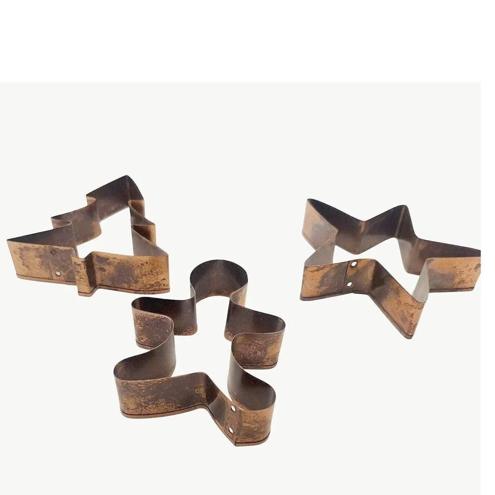 Vintage Christmas Cookie Cutters 25 Pc Copper Metal Plastic Holiday Baking‎